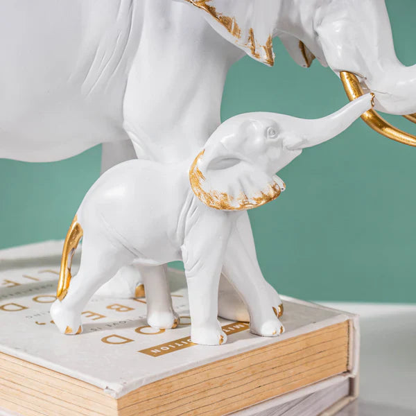 Vintage Elephant Décor Piece